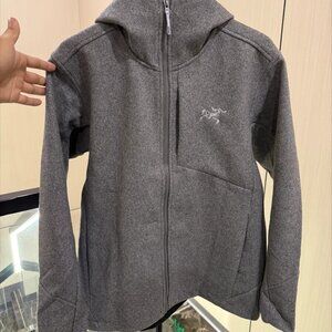 Arc'teryx Sawyer Wool Hoody in black, made with Merino wool.